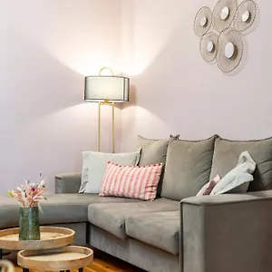 Houseloft White Tower Collection Apartment